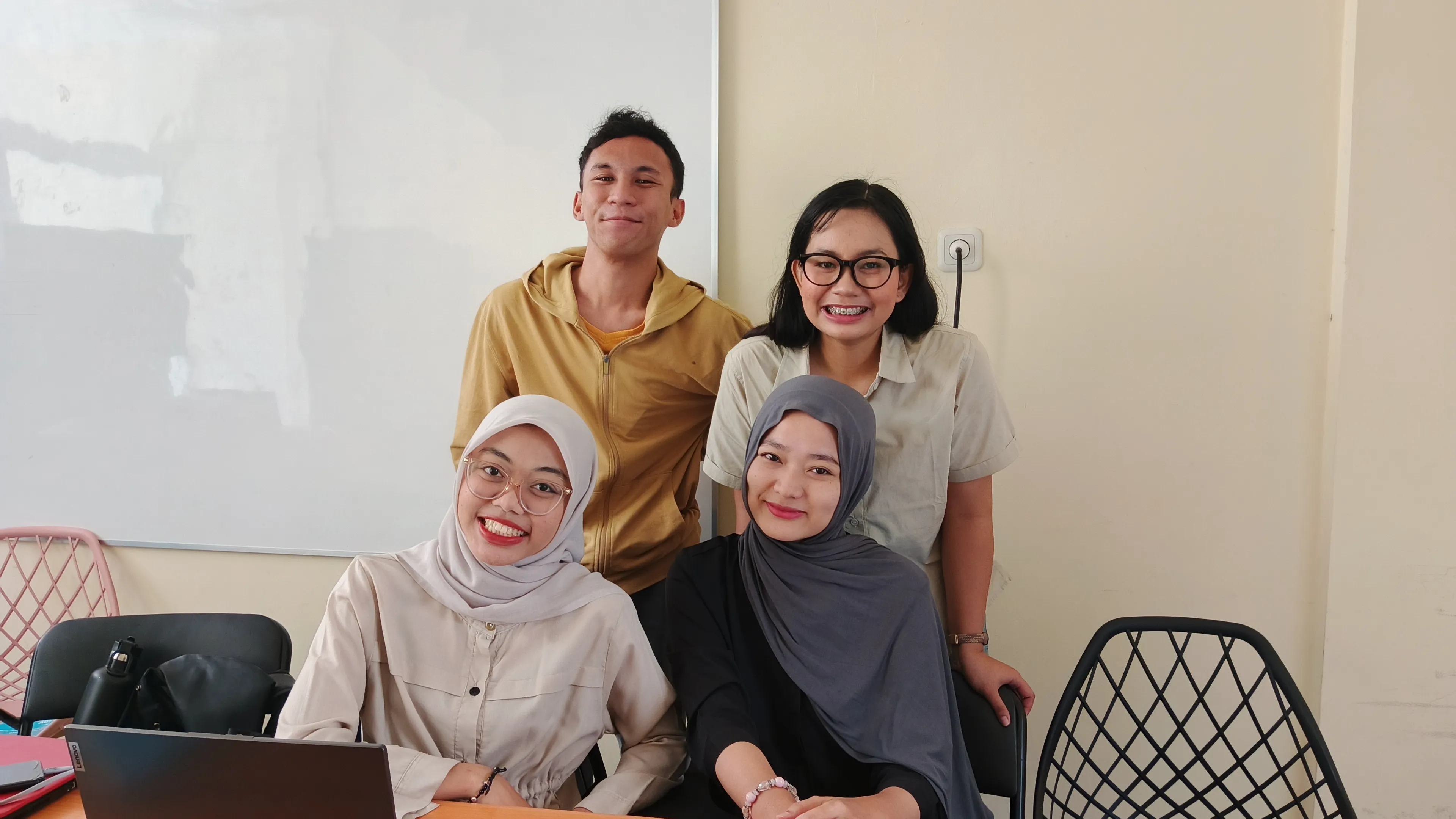 Extra random_22.webp